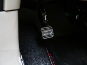 2019Ŀ 2.5 S/C HEV 4WD XV Ş п؅^