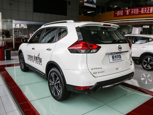 2019款2.5L CVT四驱智联豪华版 整体外观