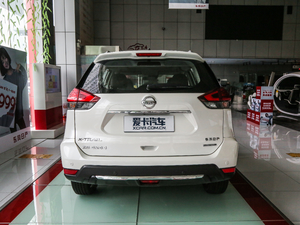 2019款2.5L CVT四驱智联豪华版 整体外观