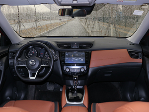 2019款2.5L CVT四驱智联至尊版 内饰全景