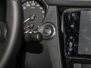 20192.0L CVT(q)(lin)m 7 п؅^(q)