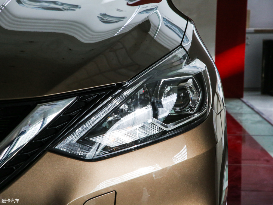 2019܎ 1.6XV CVT V