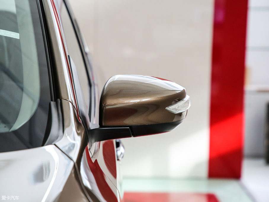 2019��܎�� 1.6XV CVT�������� ��V