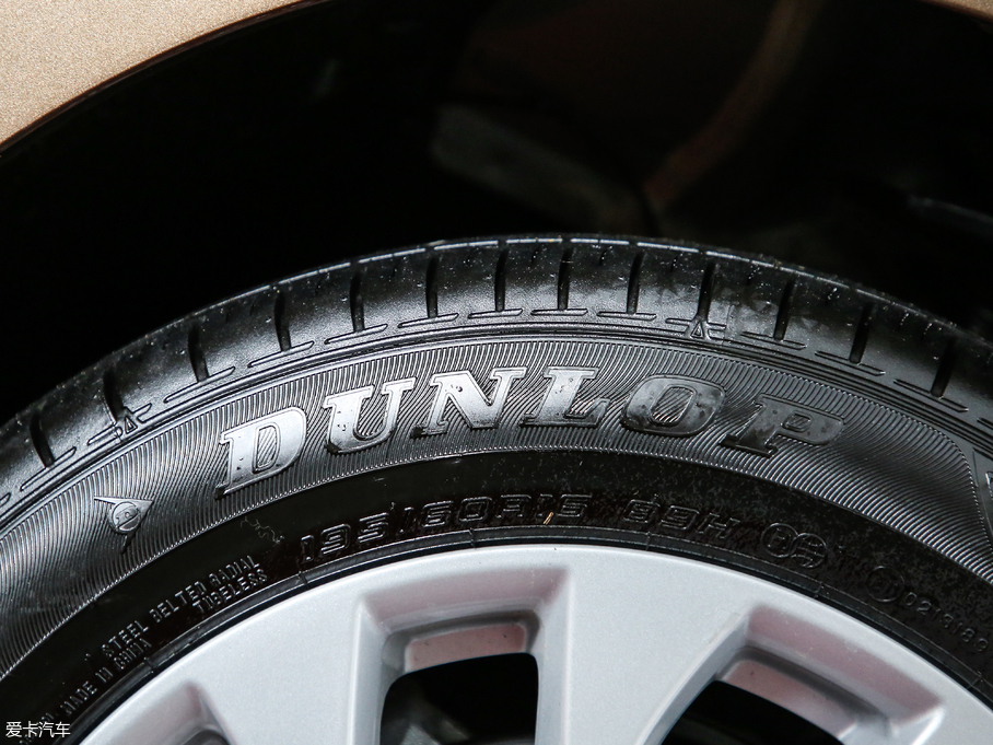 2019܎ 1.6XV CVT V