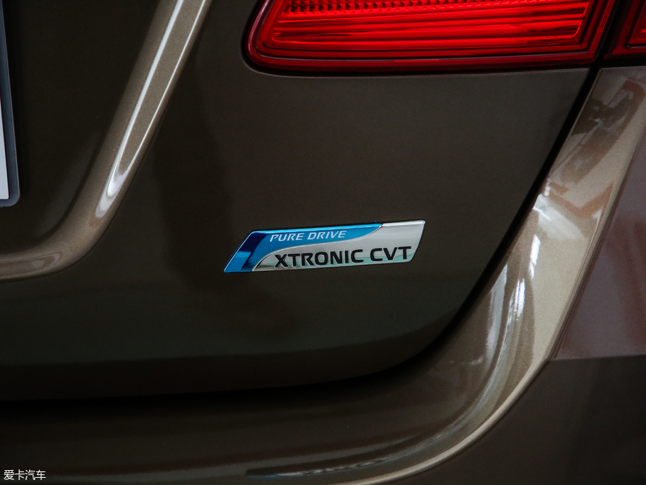 2019܎ 1.6XV CVT(lin) V