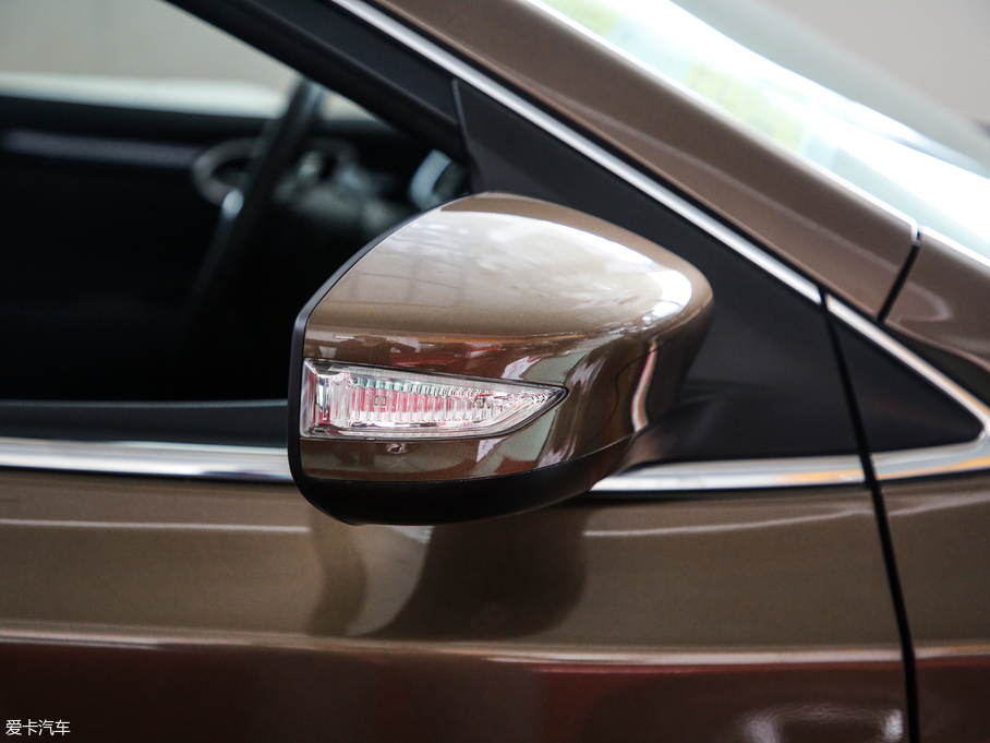 2019܎ 1.6XV CVT V