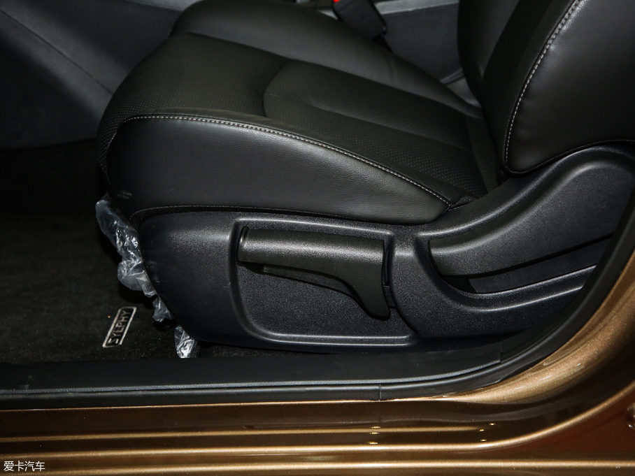 2019܎ 1.6XV CVT(lin) V