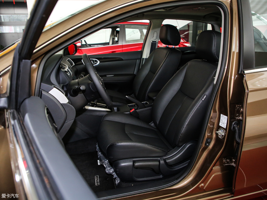 2019܎ 1.6XV CVT V