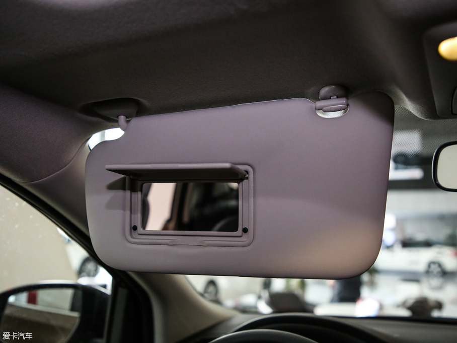 2019܎ 1.6XV CVT V