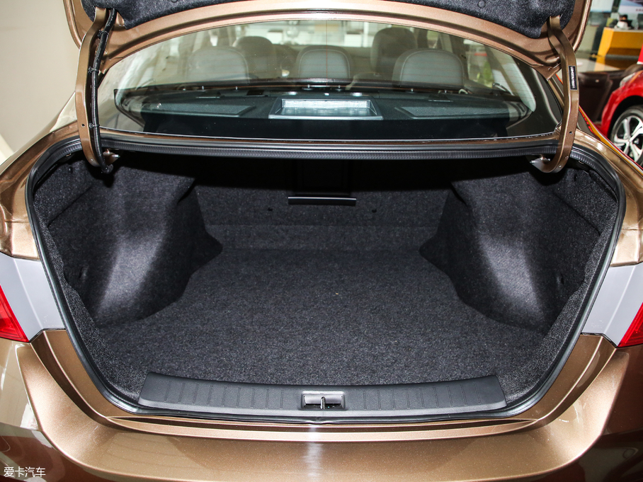 2019܎ 1.6XV CVT V