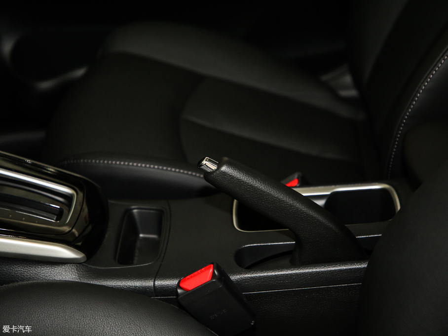 2019܎ 1.6XV CVT V