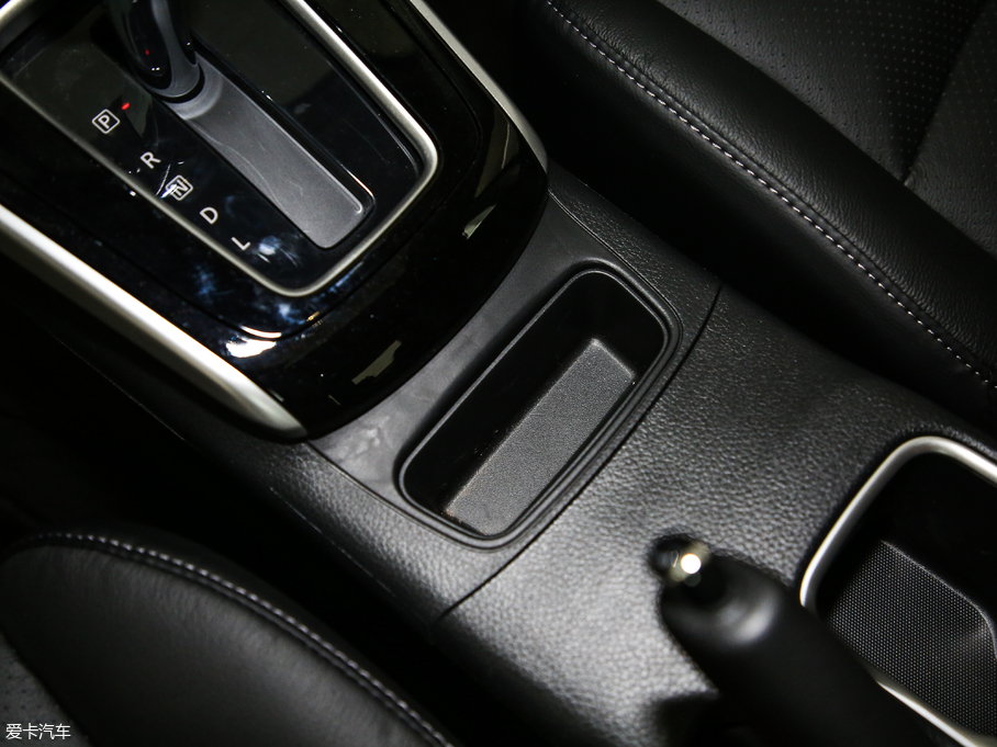 2019܎ 1.6XV CVT(lin) V