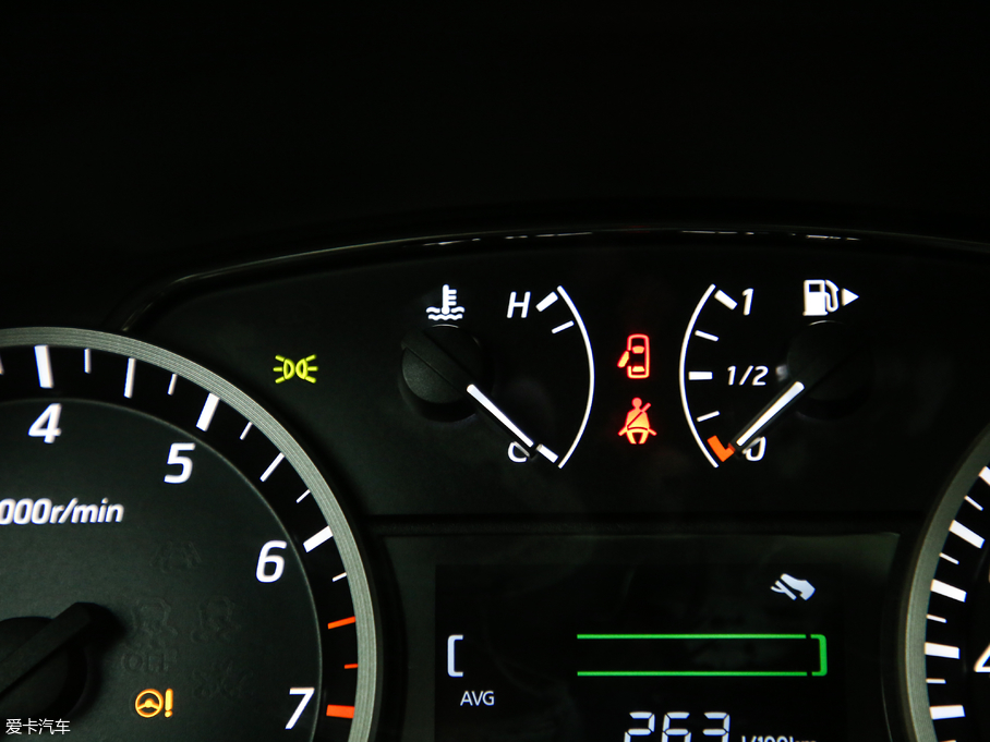 2019܎ 1.6XV CVT V