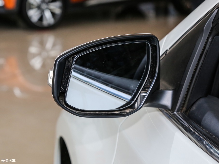 2019܎ 1.6XV CVT VI