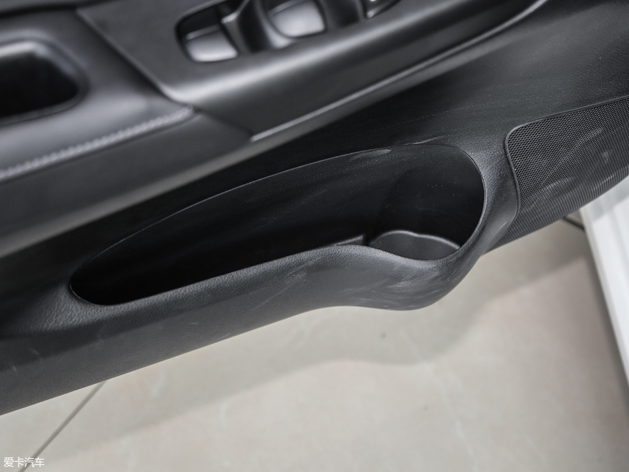 2019܎ 1.6XV CVT VI