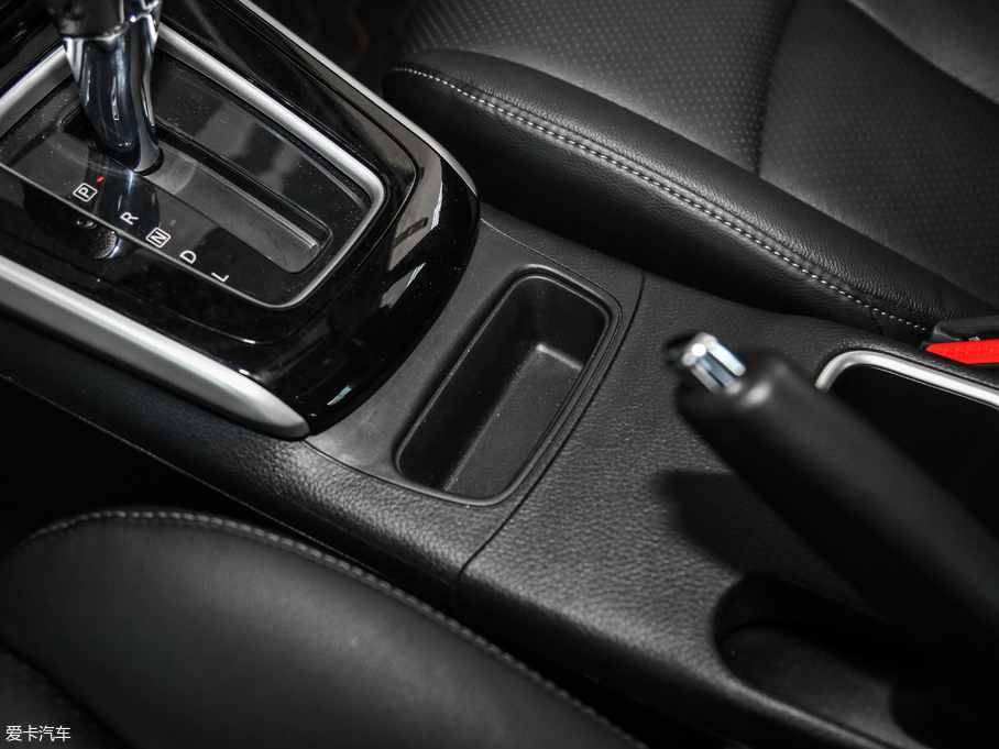 2019܎ 1.6XV CVT VI