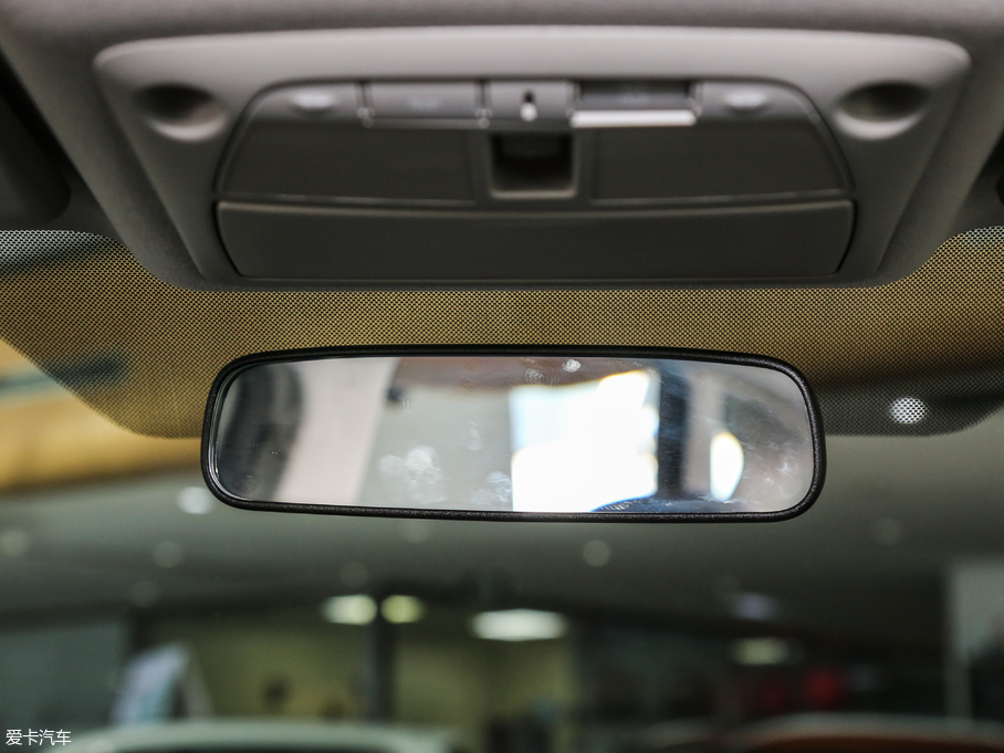 2019܎ 1.6XV CVT(lin) VI