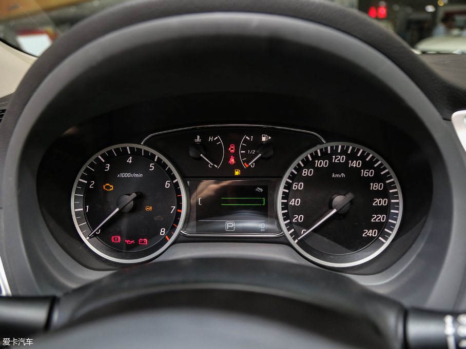 2019܎ 1.6XV CVT(lin) VI