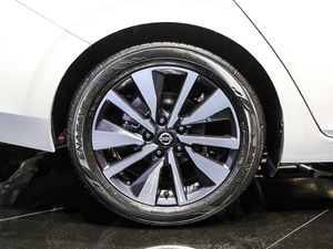 2020款1.6L TOP CVT奢享版 细节外观