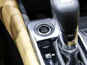 2020款1.6L TOP CVT奢享版 中控区