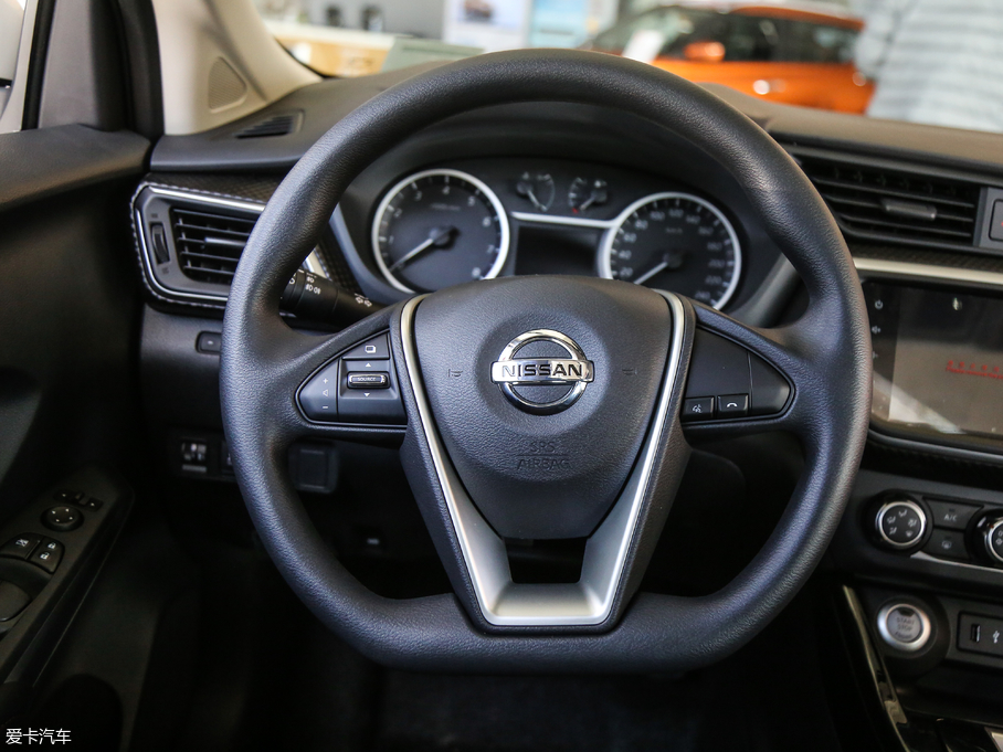 2019LANNIA {B 1.6L CVTǿ V