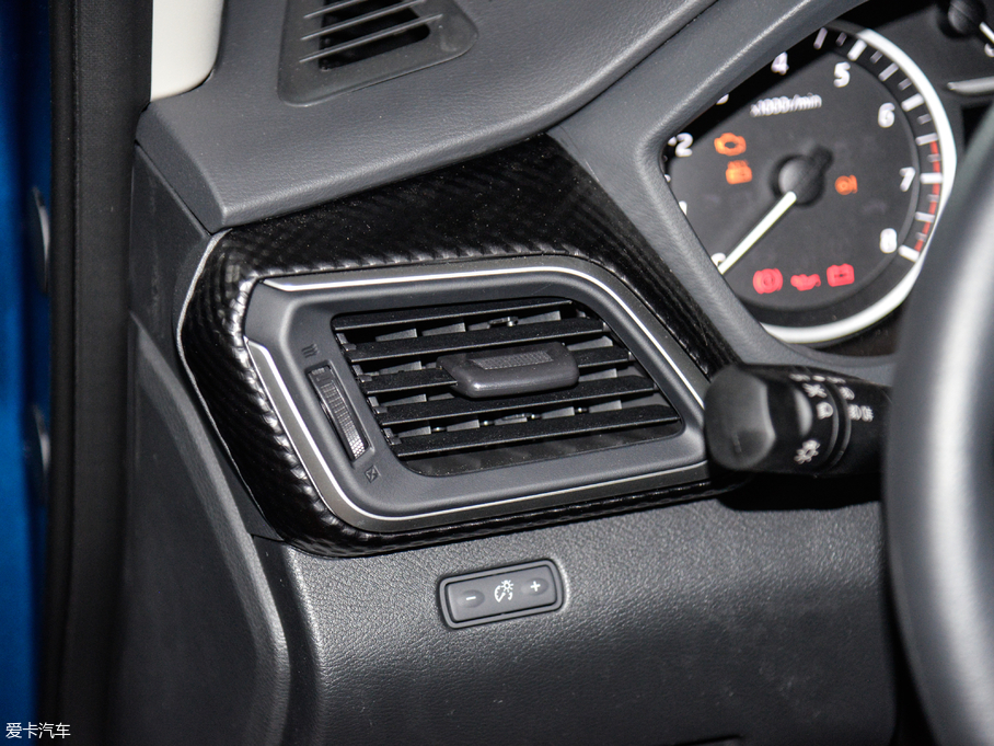 2019LANNIA {B 1.6L CVTǿ VI