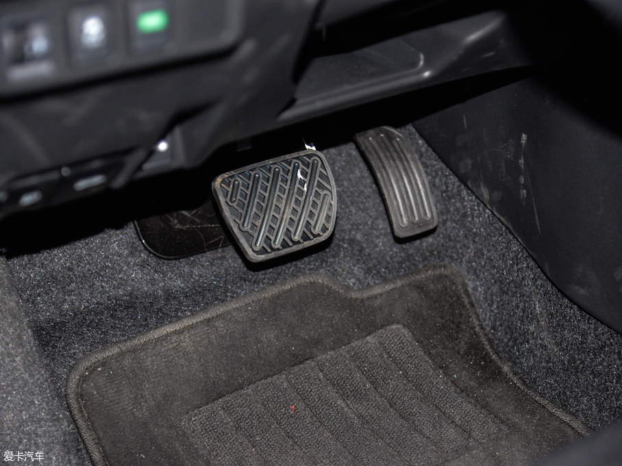 2019LANNIA {B 1.6L CVTǿ VI