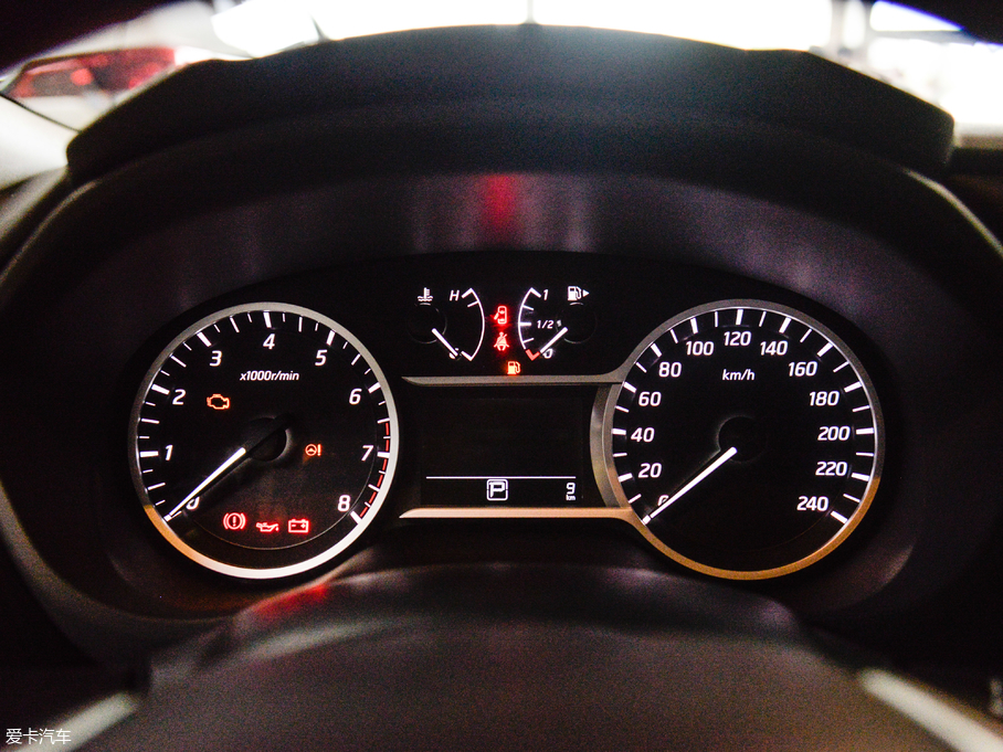 2019LANNIA {B 1.6L CVTǿ VI