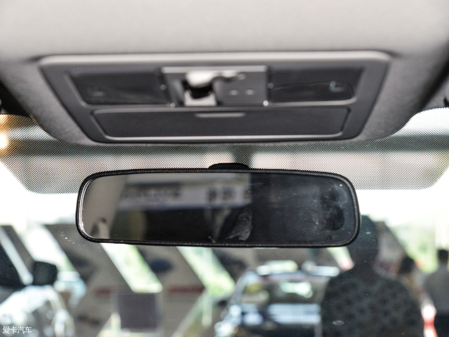 2019LANNIA {(ln)B 1.6L CVT(lin)ǿ VI