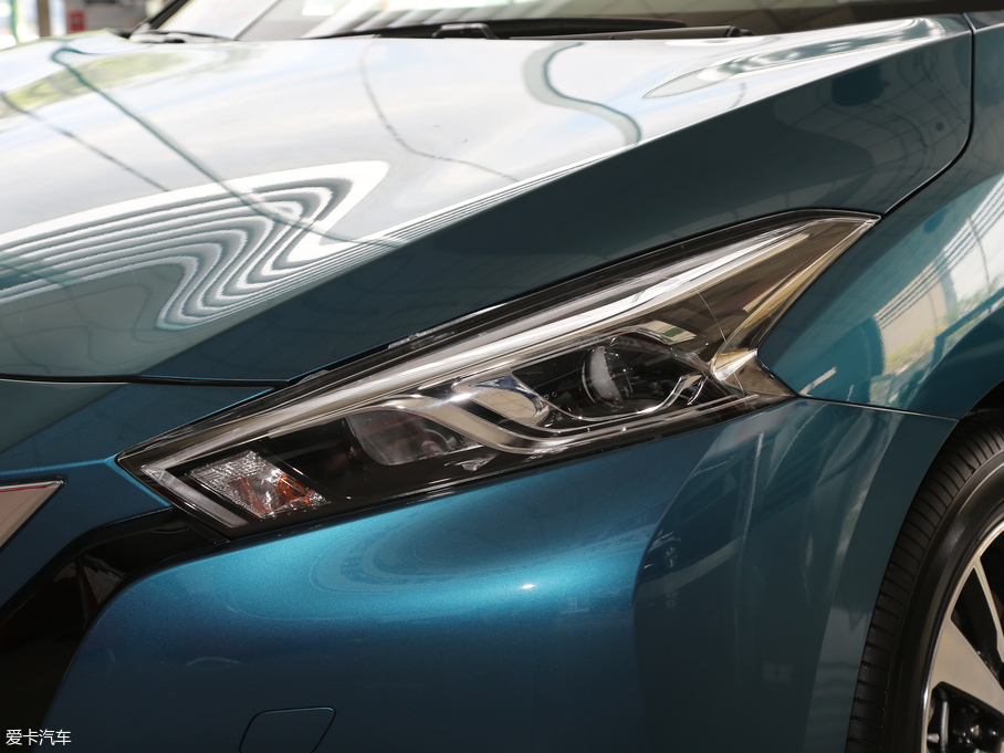 2019LANNIA {B 1.6L CVTſ VI