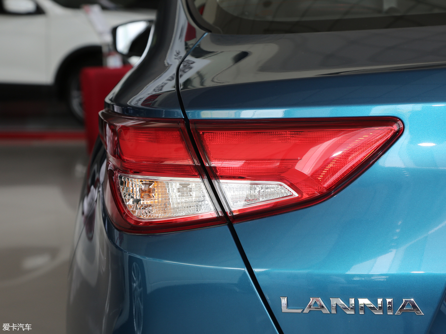 2019LANNIA {B 1.6L CVTſ VI