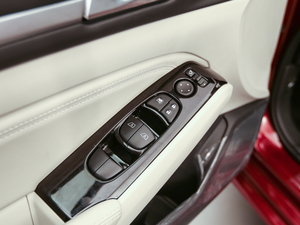 20192.0T XV AD1 I {܇ƅ^	