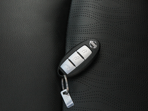 20192.0L XL Upper а ܇耳