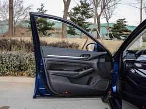 20192.0L XL Upper а {λ܇T