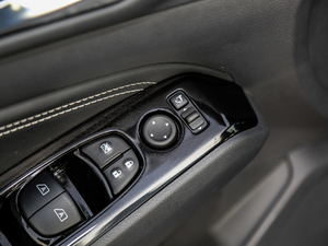 20192.0L XL Upper а п؅^