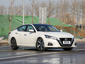 20192.0L XL Upper а w^