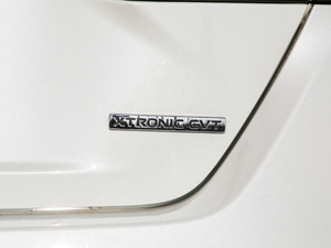 20192.0L XL Upper а ^