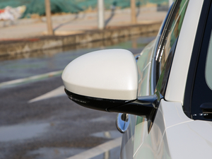 20192.0L XL Upper а ^