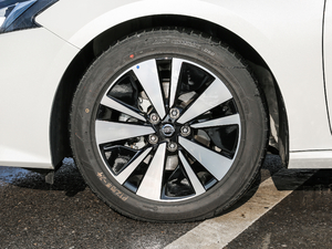 20192.0L XL Upper а ݆Ȧ