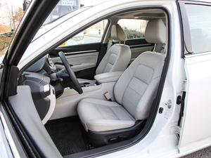 20192.0L XL Upper а {