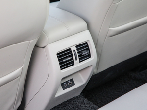 20192.0L XL Upper а g