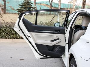 20192.0L XL Upper а ܇T