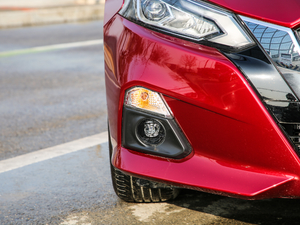 20192.0L XL Upper а ^