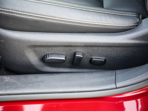 20192.0L XL Upper а {{(dio)(ji)