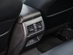 20192.0L XL Upper а g