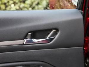 20192.0L XL Upper а g