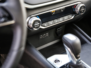 20192.0L XL Upper а п؅^