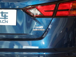 20192.0T XL Upper  ^