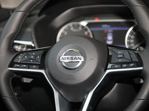 20192.0T XL Upper  п؅^