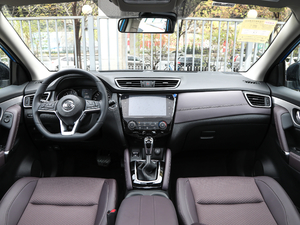 2019款2.0L CVT豪华版 内饰全景